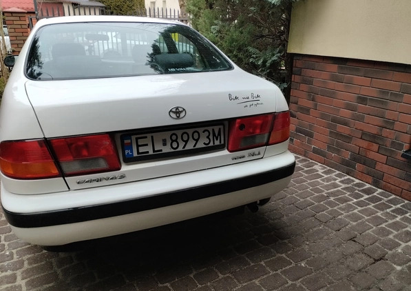 Toyota Carina cena 9600 przebieg: 218000, rok produkcji 1997 z Łódź małe 79